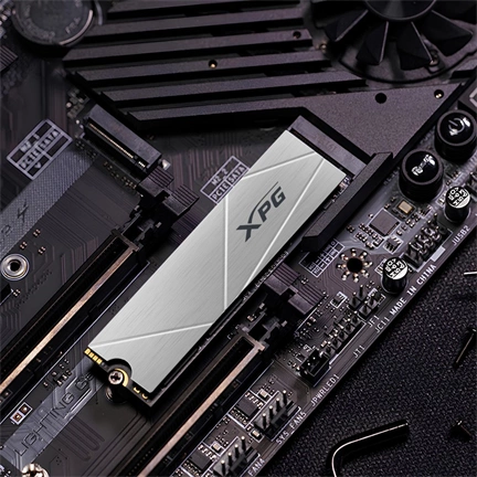 ADATA XPG Gammix S60 PCIe Gen4 x4 M.2 2280 512GB