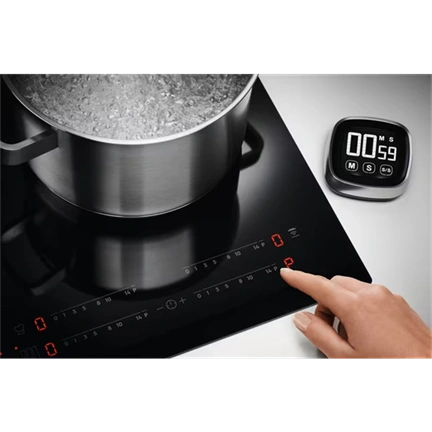 Electrolux EIS62453IT SenseBoil beépíthető indukciós főzőlap, Saphirmatt SE, Bridge, Hob2Hoob, 60 cm